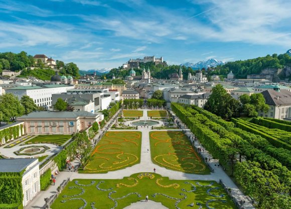 Mirabellgarten und Festung Hohensalzburg