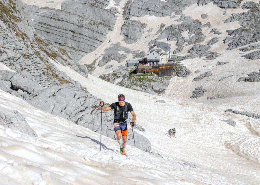 Hochkönigman Trainrunner hoch über dem Matras Haus am Hochkönig